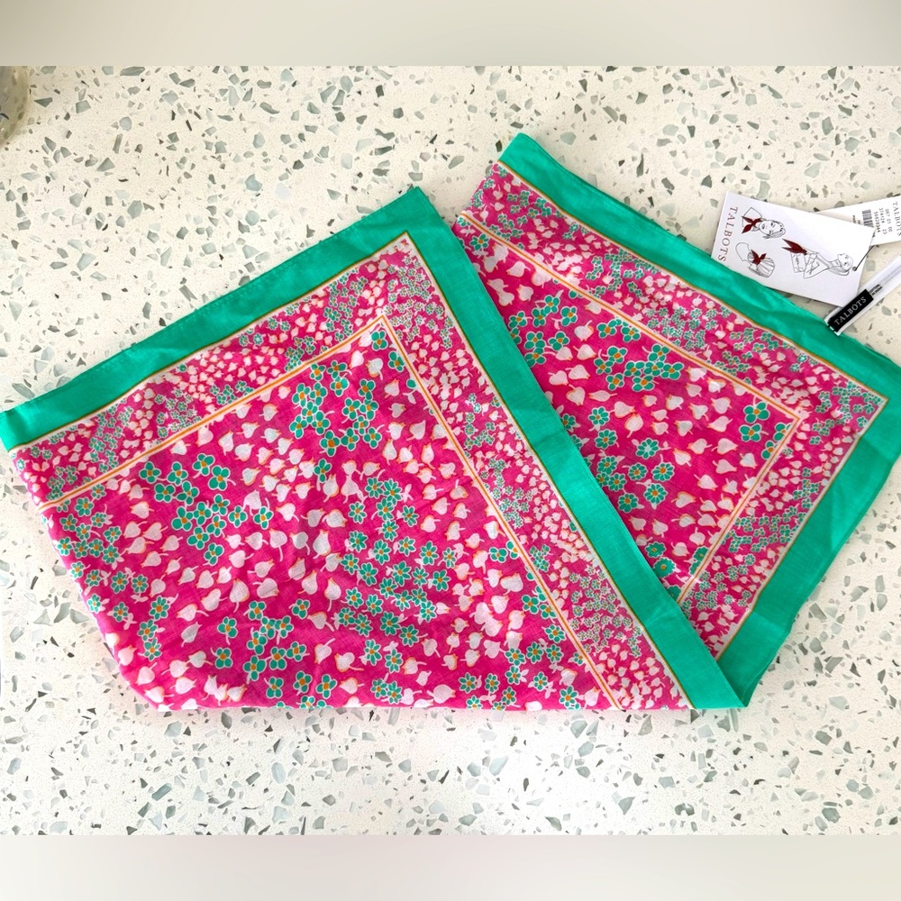 NWT, Talbots Scarf